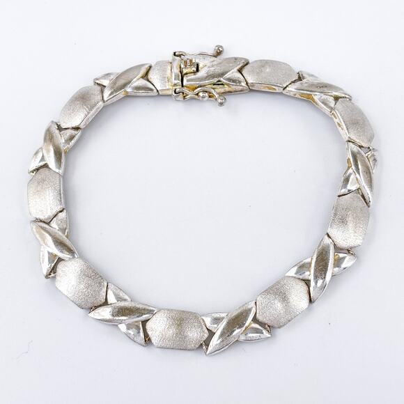XO Link Bracelet | Brushed & Polished Design | Vintage Sterling Silver 925 | 7" - Picture 3 of 7